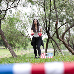 Portable Cornhole Game Set with 8 Bean Bags, Red & Blue